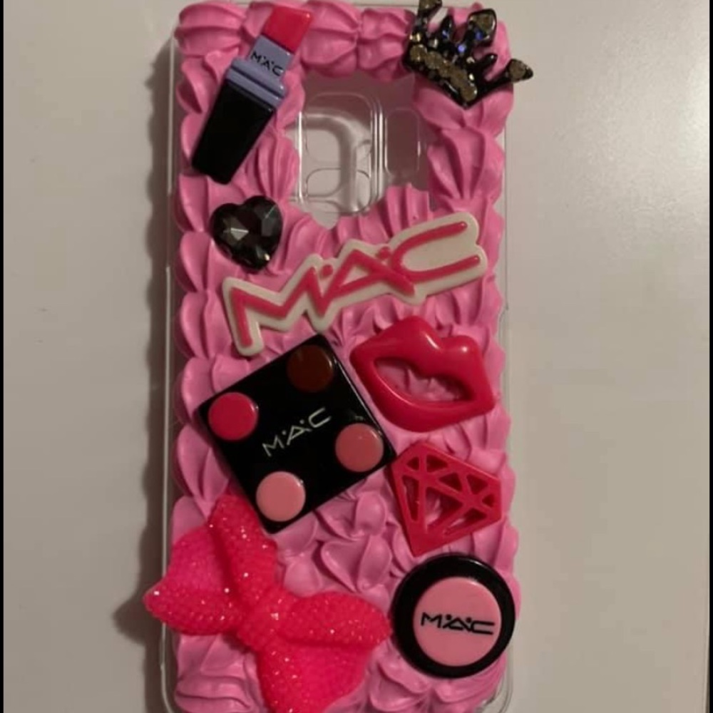 Samsung Galaxy s9 M.A.C Makeup phone case